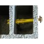 Cheville chauffe-eau - Vue en coupe sur parpaing