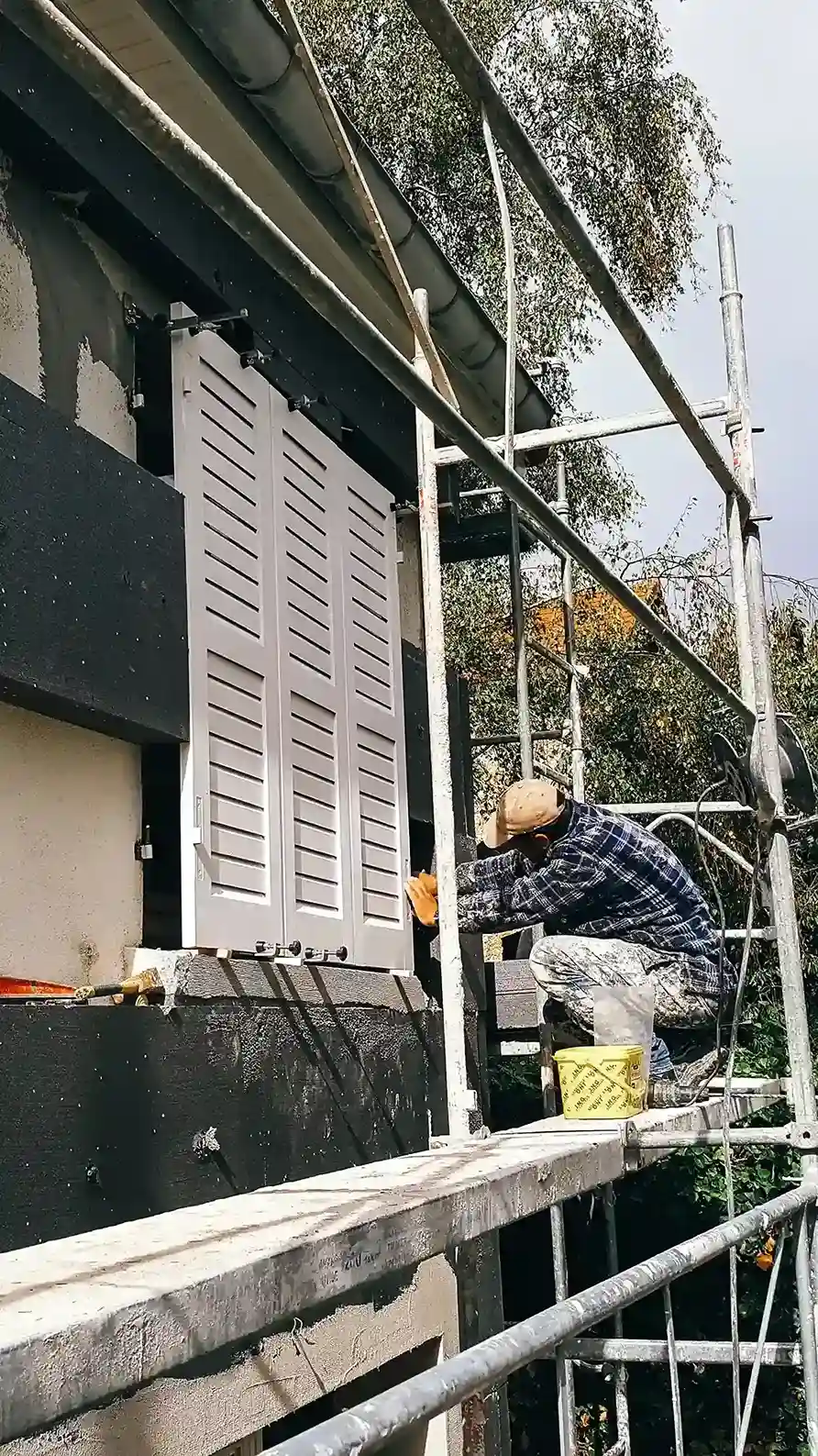 Facade specialists / External wall insulation specialists