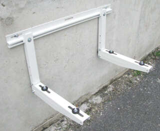 SUPPORT DE CLIMATISATION en situation