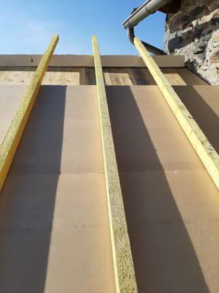 vis-toiture-vue-en-situation-3