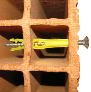 CHEVILLE TRAVERSANTE vue en coupe