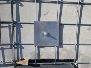 PLAQUETTE fixation gabion en situation