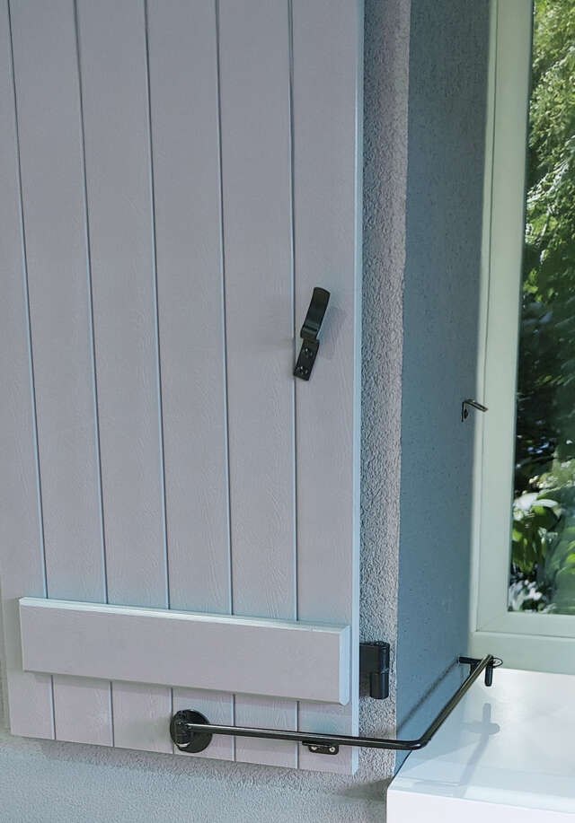 Tire-volet monobloc