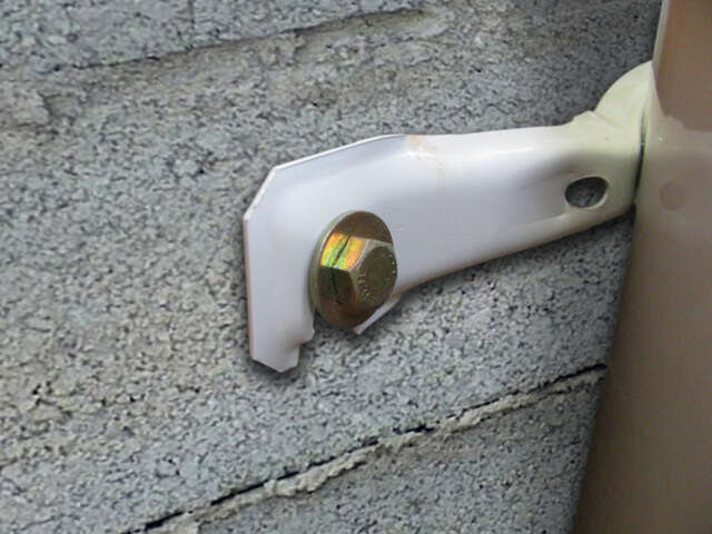 CHEVILLE CHAUFFE-EAU en situation parpaing